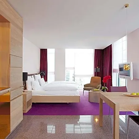 Abito Self-check-in 4*