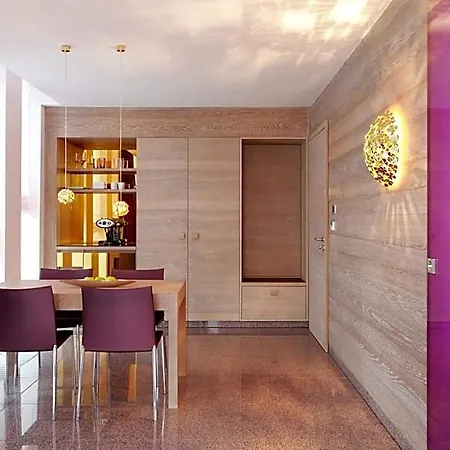 Abito Self-check-in Апарт-отель 4*